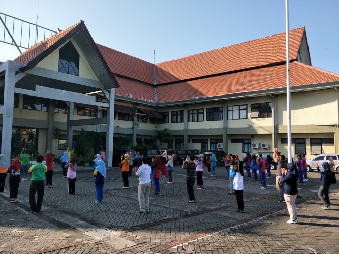 Senam Sehat Seluruh OPD di Perkantoran Raci Kab. Pasuruan